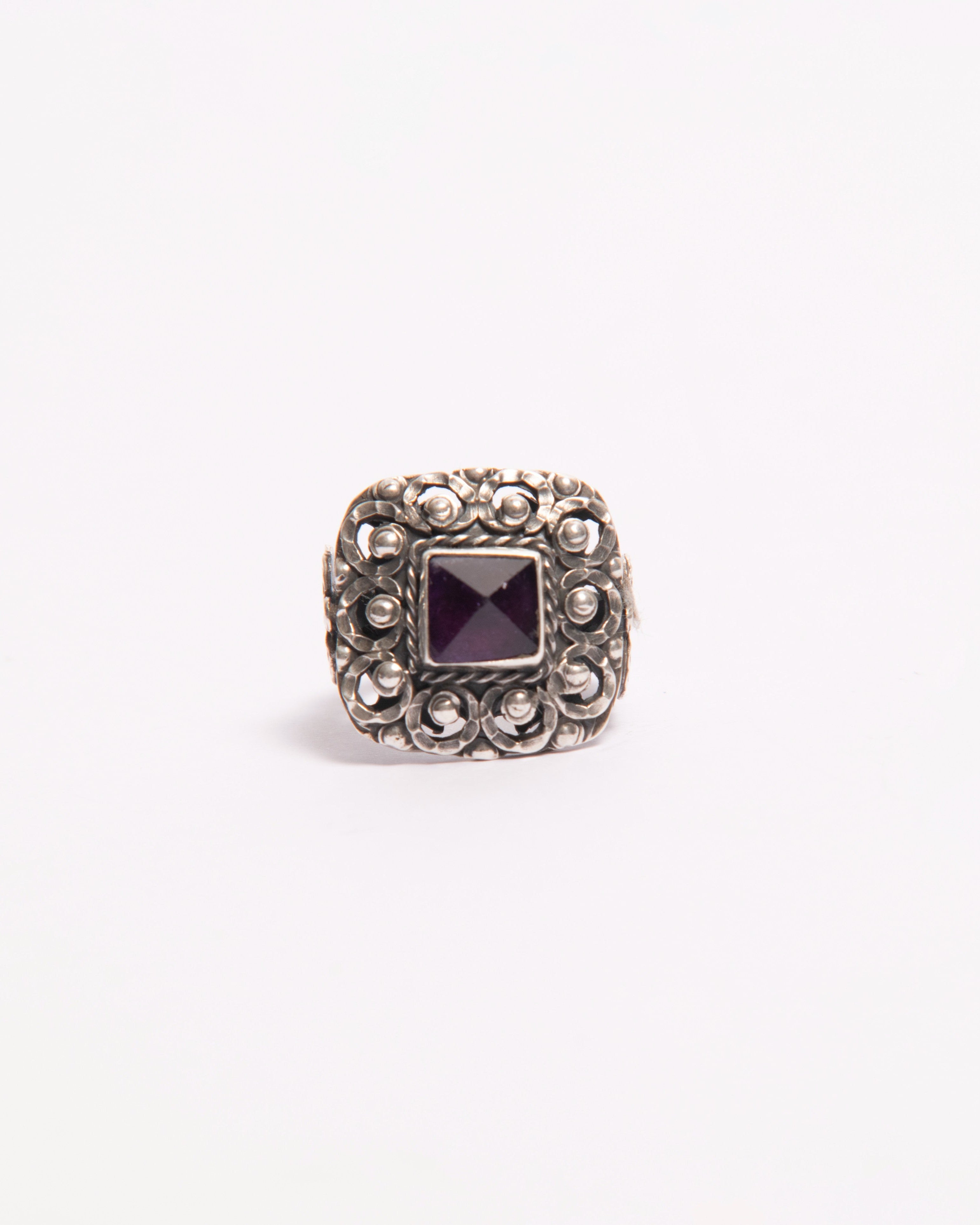 Anillo Bruna