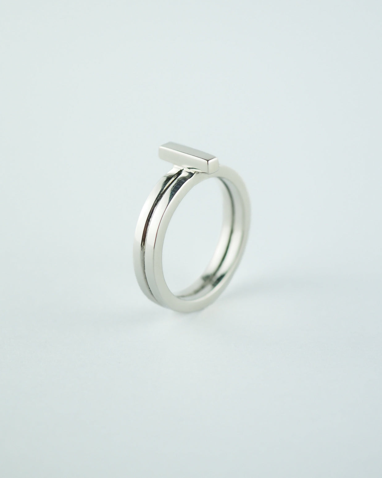 Lewitt Ring