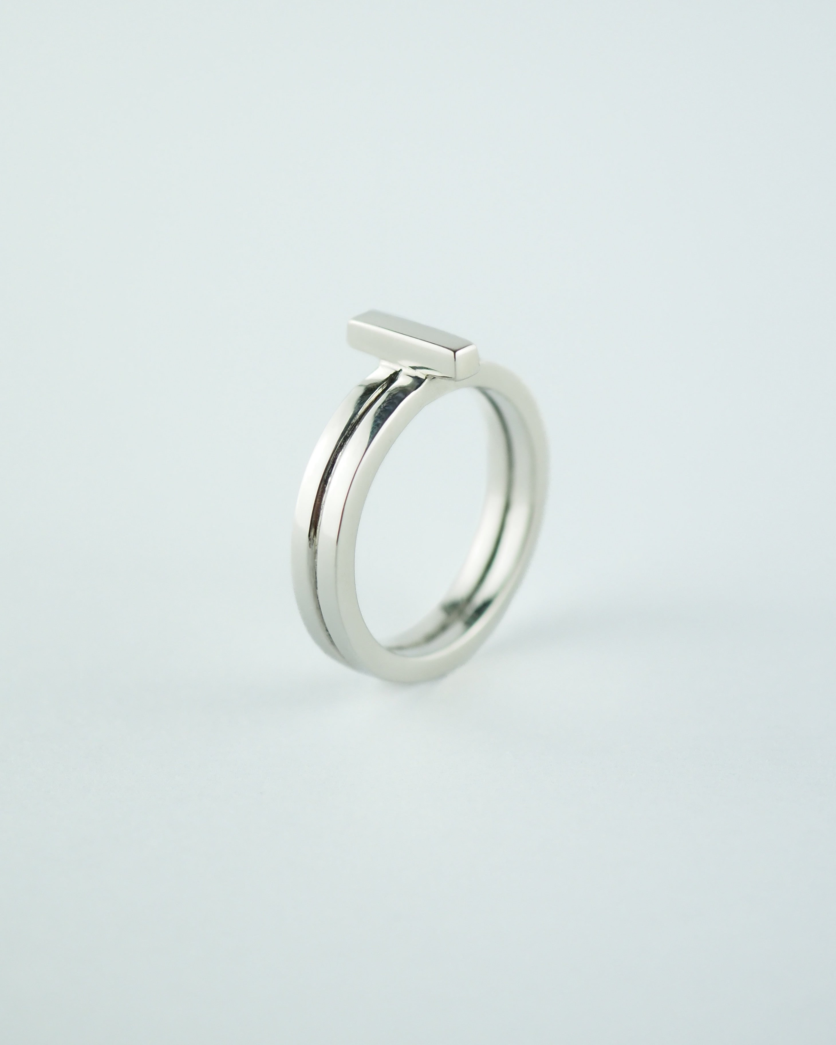 Lewitt Ring